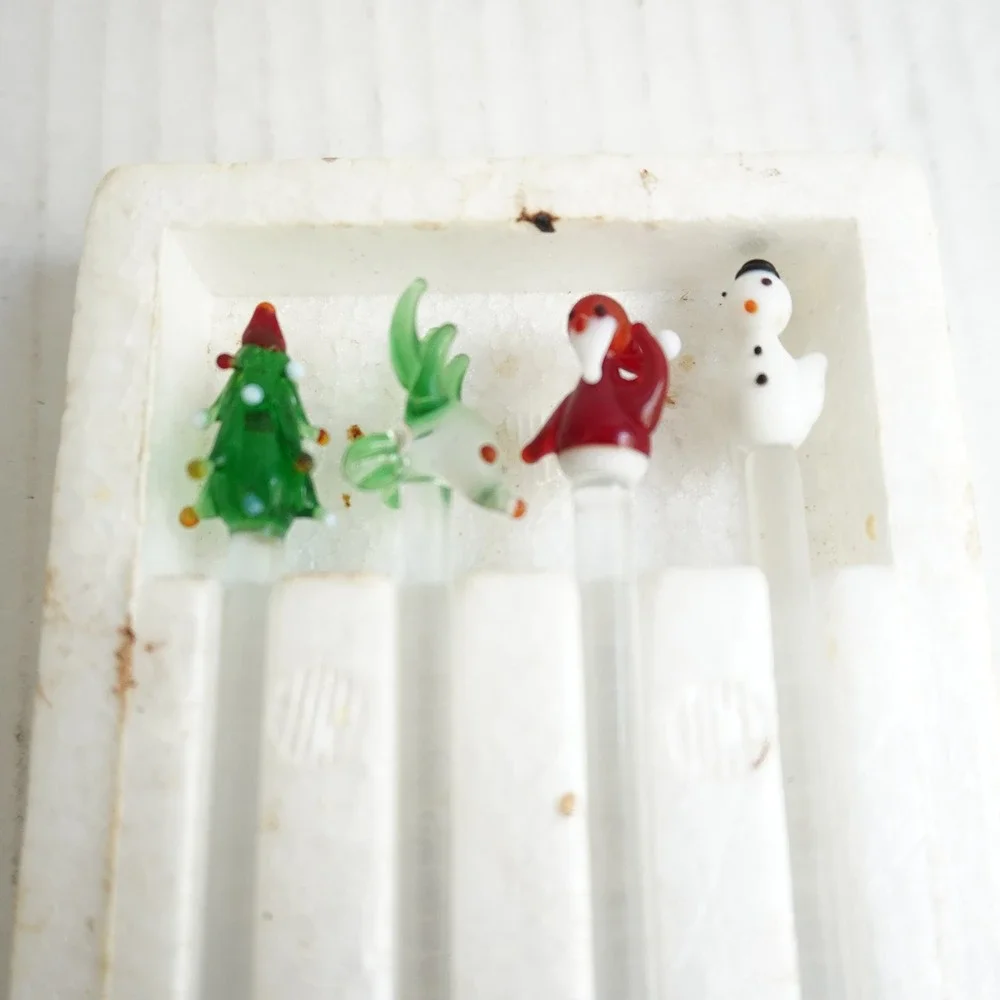 Holiday Glass Stirrers Christmas Tree Santa Snowman Reindeer Drink Swizzle Stick